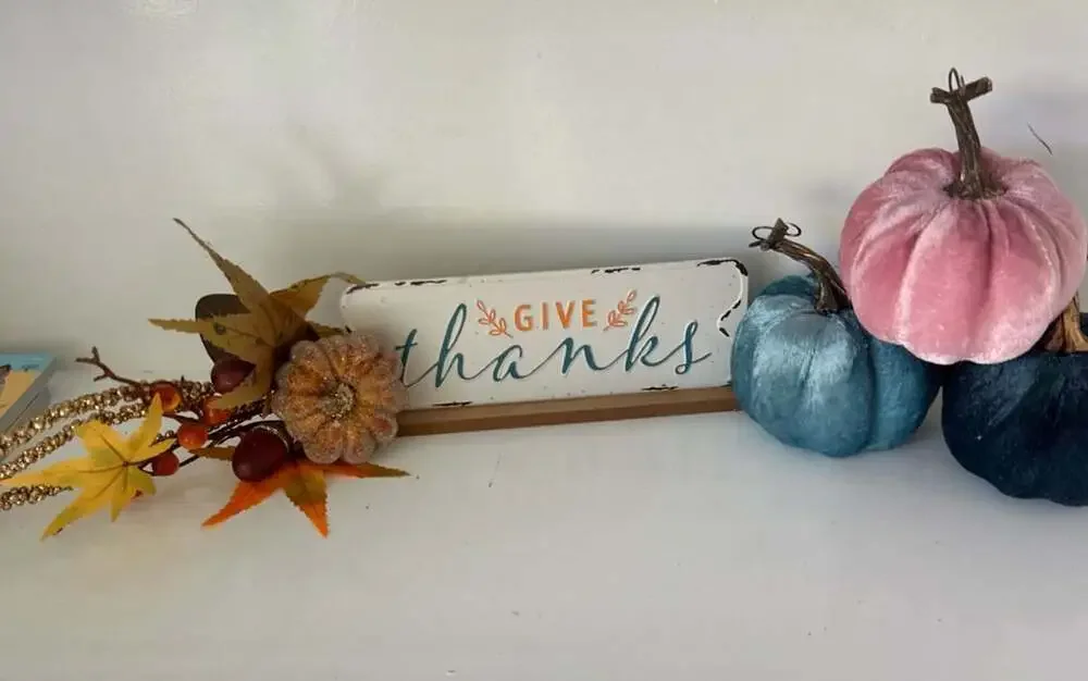 Assorted Fall Decor Bundle with Velvet Pumpkins, Give Thanks Sign, and Autumn Le